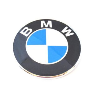 Gyári BMW F40 74mm-es csomagtartó embléma 51148492586