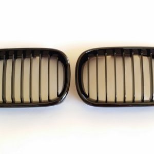 BMW E46 2002-2005 limousine touring facelift utáni lakkozott fekete vese