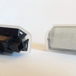 Mercedes Benz W204 facelift fehér SMD LED kilépőfény W166 W176 W212 W246